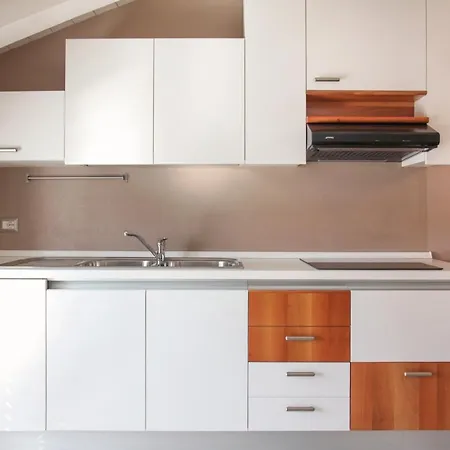 דירה Firefly Apartment קליארי