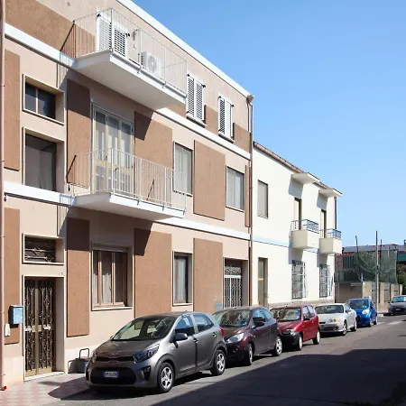 דירה Firefly Apartment קליארי